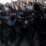 İspanya Katalonya referandumda gerginlik sandıklara el konuldu