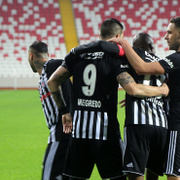 Sivasspor-Beşiktaş maçı fotoğrafları