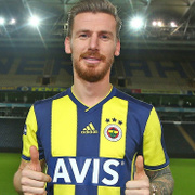 Fenerbahçe, Serdar Aziz'e formayı giydirdi golcü transferi yolda