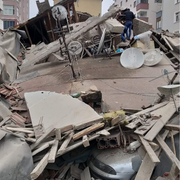 Kartal'da 8 katlı ve 24 daireli bina çöktü! Ölü ve yaralılar var