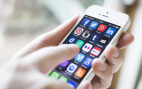 Cep telefonundan internete yüzde 50 zam Cep telefonundan internete yüzde 50 zam