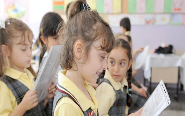 Kiraz Tomurcuklu Yuvarlak Lif Modeli Yapılışı Videolu Kiraz Tomurcuklu Yuvarlak Lif Modeli Yapılışı Videolu