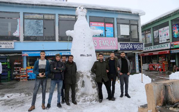 Varto Haberleri: Vartoda 3 metrelik kardan adama ilgi 23