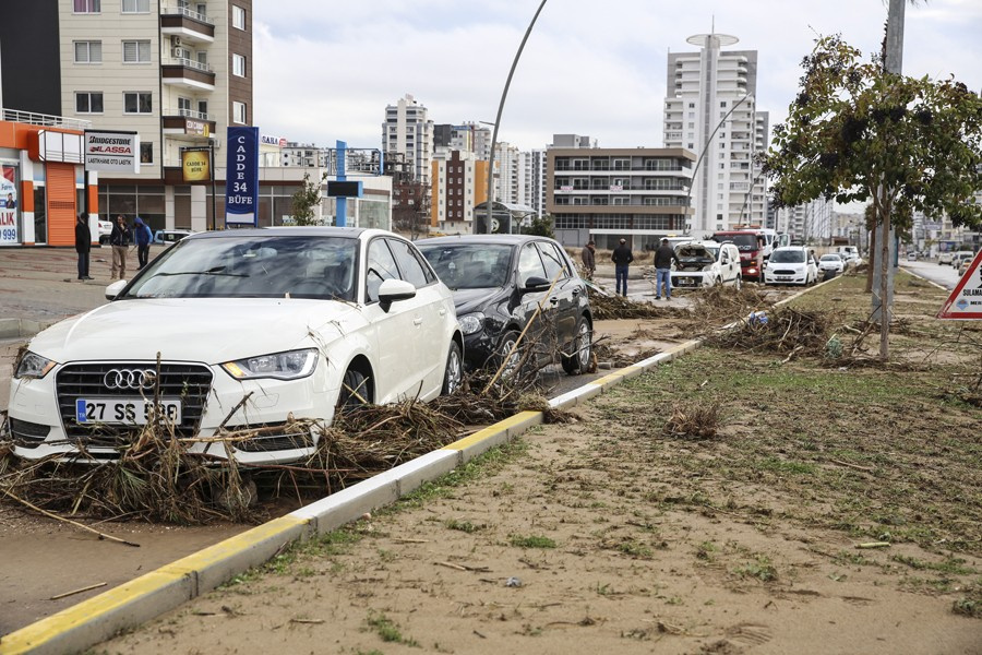 Mersin'de son durum korkunç! Cesetler bulunuyor