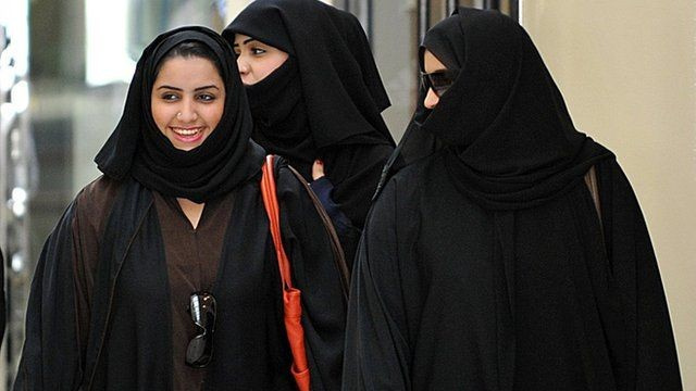 Suudi bilim adamları: kadınlar insan değil memeli hayvan!