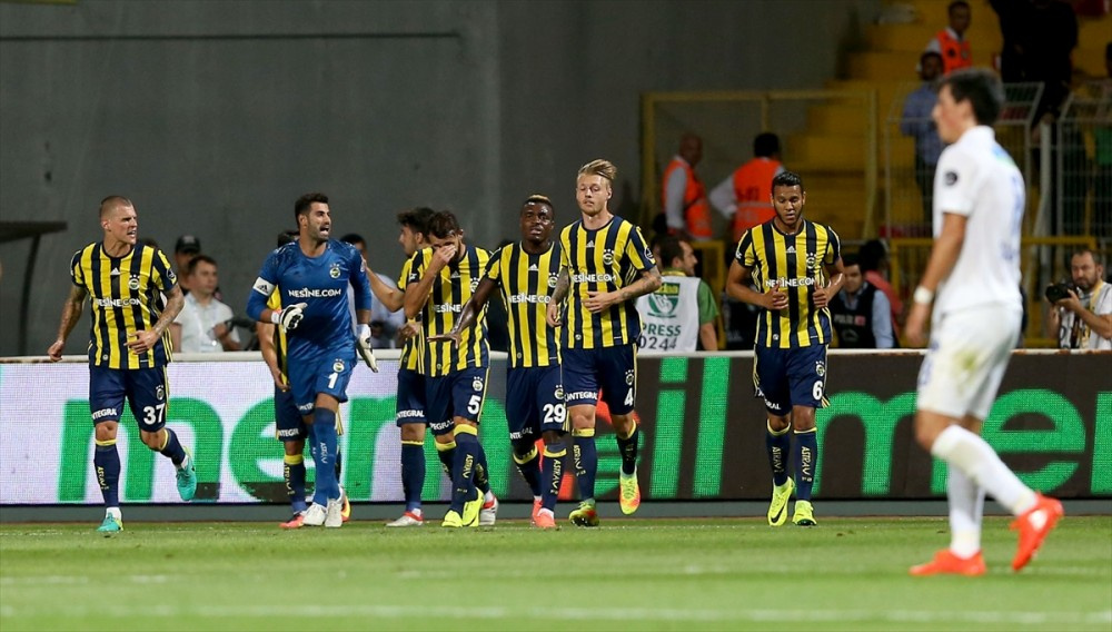 Fenerbahçe'ye taraftarından mesaj