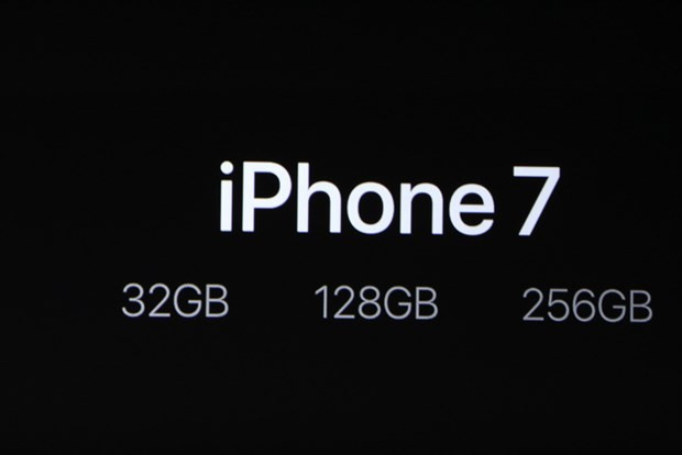 iPhone 7 ve iPhone 7 Plus çıktı işte görüntüleri