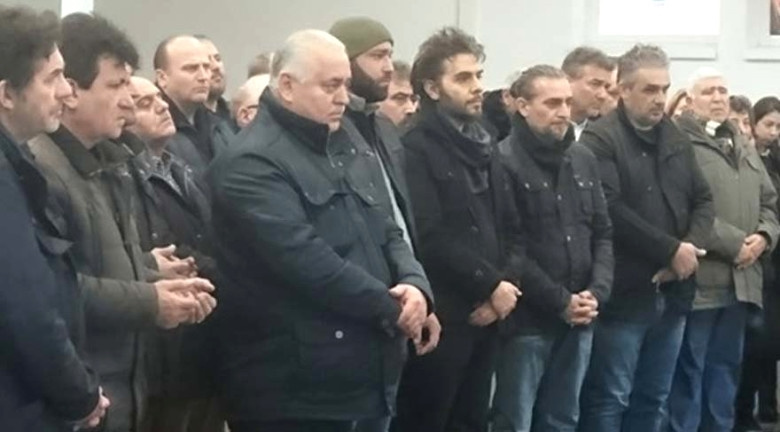 Herkesi şoke eden ölüm haberi İsmail YK´dan!