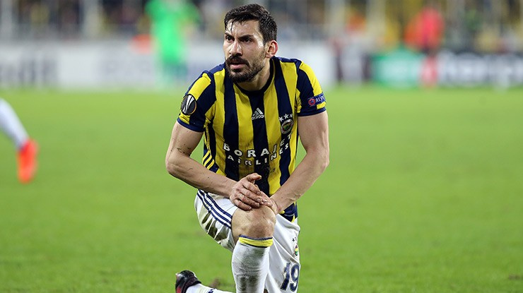 Fenerbahçede kaptan Volkan Demirele yoğun ilgi Fenerbahçede kaptan Volkan Demirele yoğun ilgi