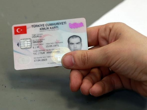 Yeni kimlik kartı alanlar dikkat