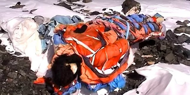 Cesedi Everest Dağı'nda bulundu gizemini kimse çözemedi