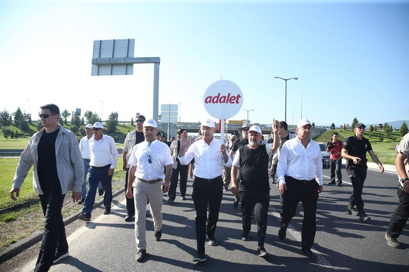 Kılıçdaroğlu'nun önünde tabanca mermisi bulundu