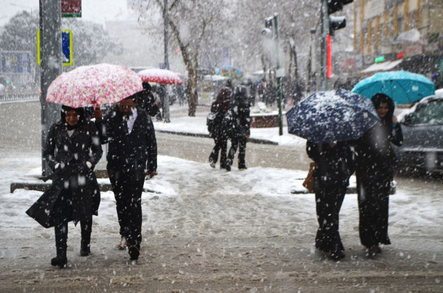 Hava durumu İstanbul'a ne zaman kar gelecek?