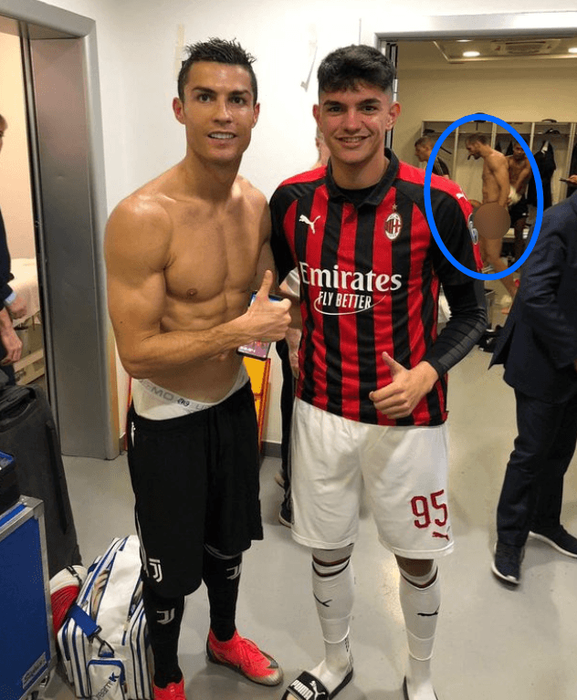 Chiellini'nin Ã§Ä±rÄ±lÃ§Ä±plak fotoÄrafÄ± Ä°talya'yÄ± salladÄ±! Ronaldo fotoÄraf Ã§ektirirken...