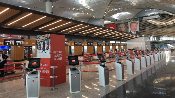 İstanbul Havalimanı'nda 100 bin kişi işe alınacak hostes de var