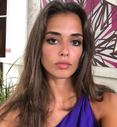 Türk model Elif Aksu'nun sevgilisiyle banyoda çıplak pozları olay oldu