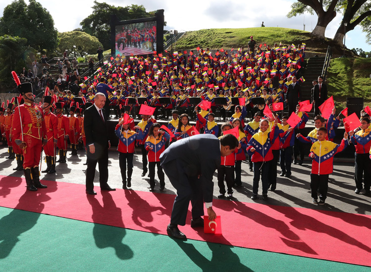 Cumhurbaşkanı Erdoğan, Venezuela Miraflores Sarayı’nda