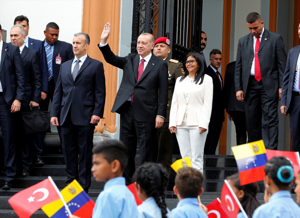 Cumhurbaşkanı Erdoğan, Venezuela Miraflores Sarayı’nda