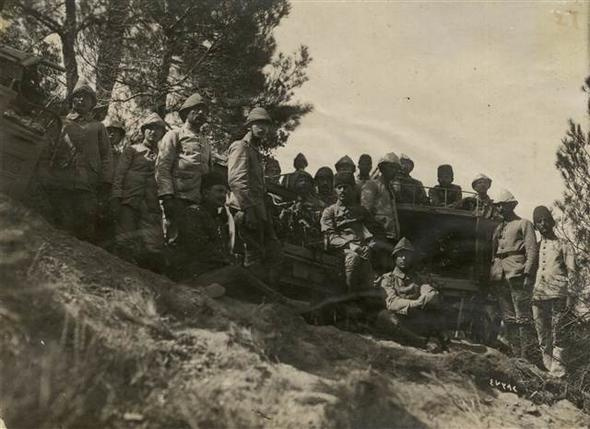 Bilinmeyen fotoğraflarla Çanakkale Zaferi´nin 103 yılı...