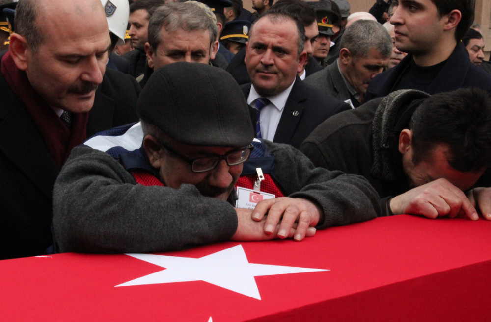 Türkiye yasa boğulmuştu: Afrin şehitlerine son veda!