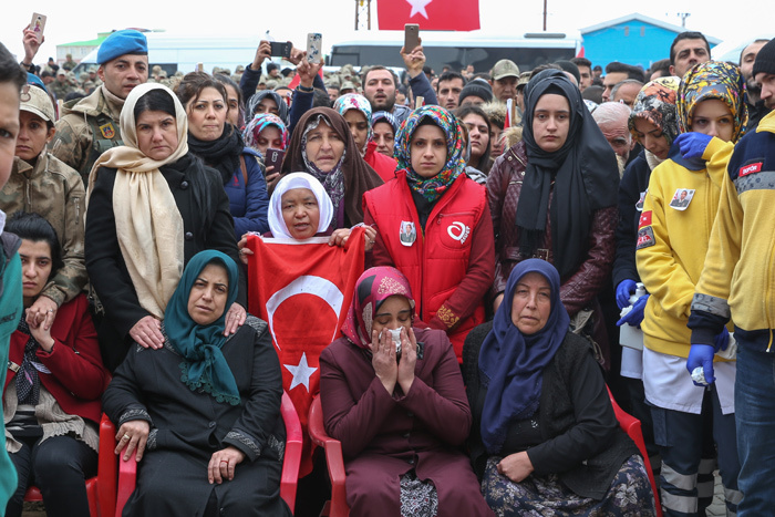 Türkiye yasa boğulmuştu: Afrin şehitlerine son veda!