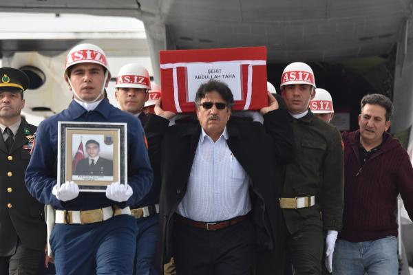 Türkiye yasa boğulmuştu: Afrin şehitlerine son veda!