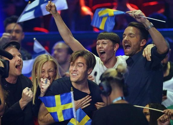 Eurovision 2018´in bu yıl kazananı İsrail sahnede olay çıktı