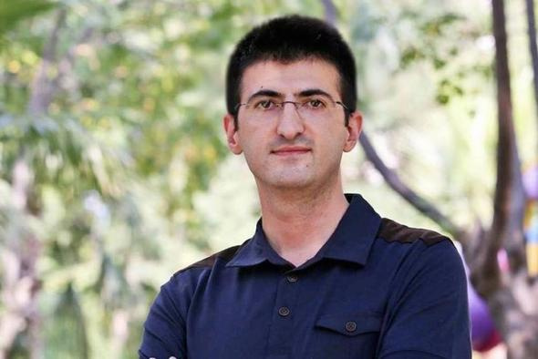 Meclis'te dikkat çeken isimler Arınç'ın oğlu vekil oldu mu?