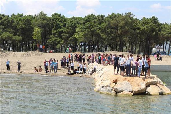 İznik Gölü'nde dehşet! Gözlerine inanamadılar