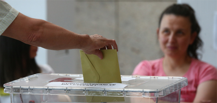 Son seçim anket sonuçları AK Parti masasında