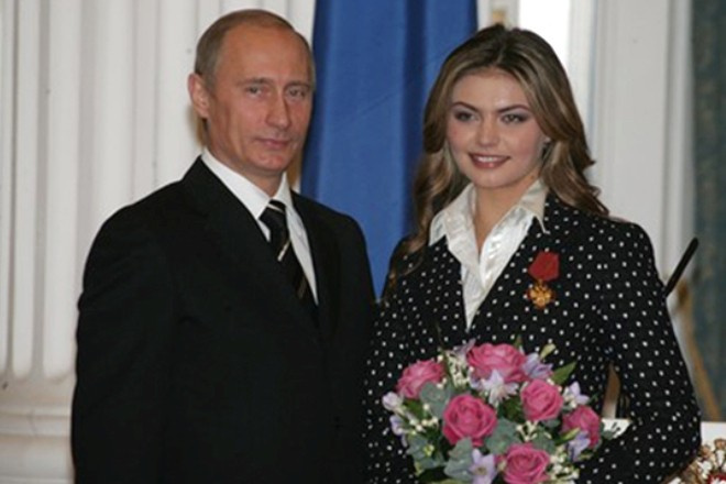 Putin'in kendisinden 35 yaş küçük sevgilisi Alina Kabaeva'ya bakın!