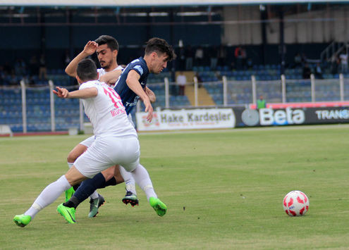 Adana Demirspor ümraniyespor