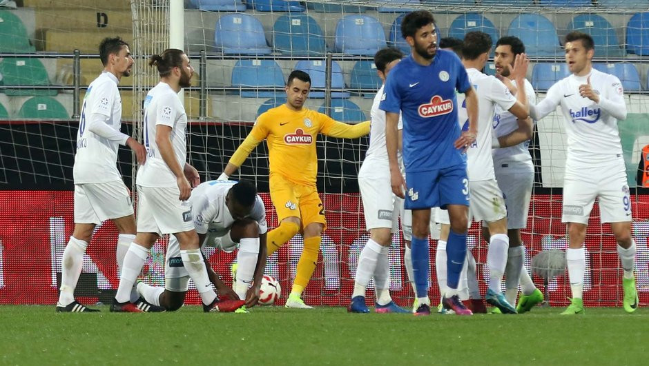 ÇAYKUR RİZESPOR: 2 - KASIMPAŞA: 2