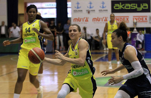 Fenerbahçe: 79 - Yakın Doğu Üniversitesi: 72