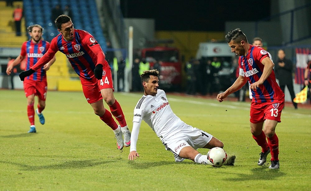 Karabükspor Beşiktaş maçı sonucu: 2-0