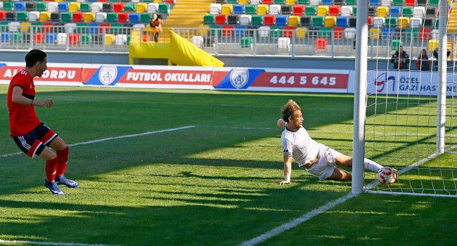 Altınordu ile Manisaspor