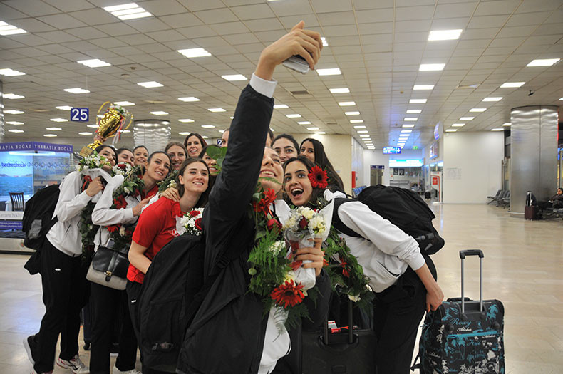 Türk Hava Yolları Bayan Voleybolu A Takımı