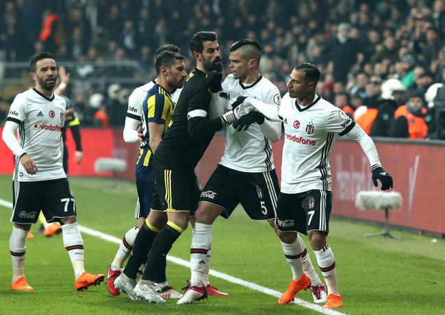 BEŞİKTAŞ-FENERBAHÇE-DERBİ