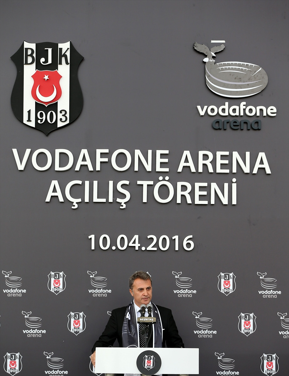 Vodafone Arena kapılarını açtı