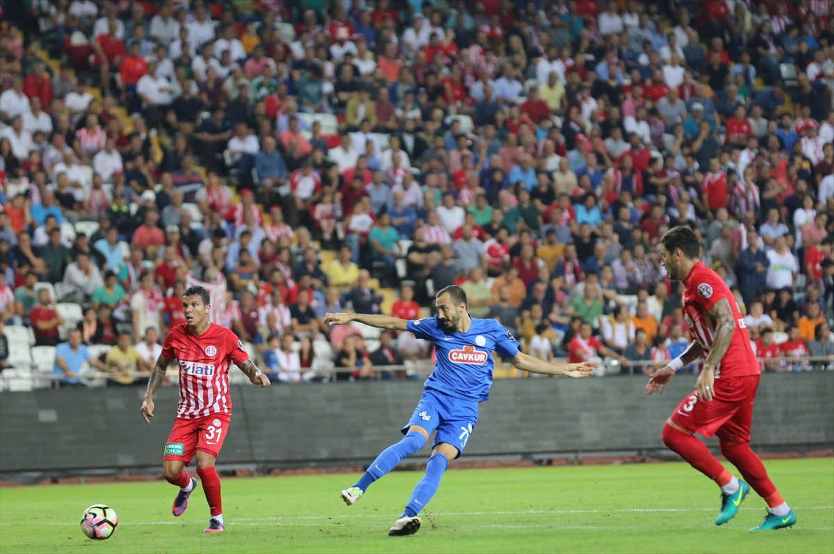 Antalyaspor Çaykur Rizespor maçı sonucu ve özeti