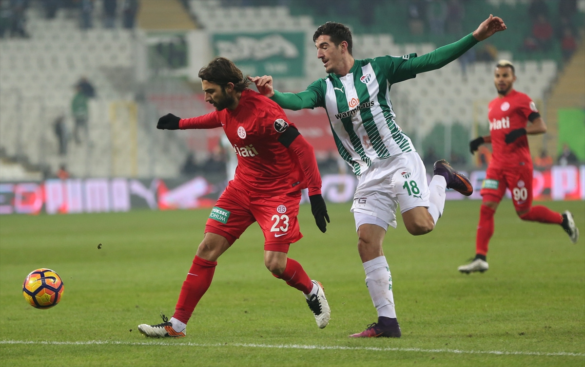 Bursaspor Antalyaspor maçı sonucu ve özeti