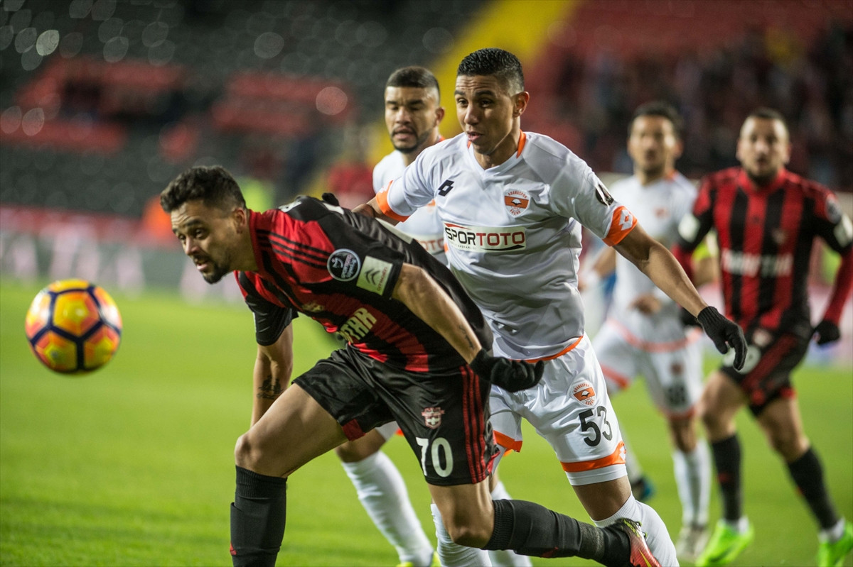 Gaziantepspor 10 hafta sonra kazandı!