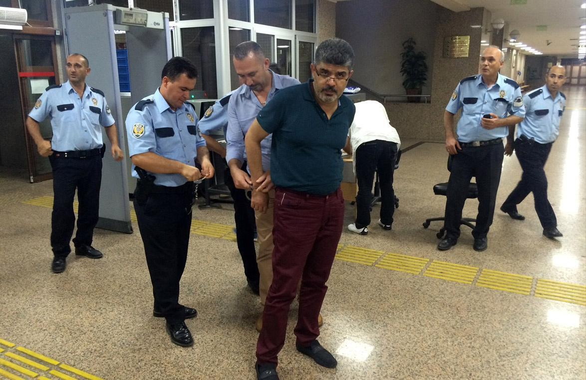 Feto Sanigi Polis Mahkemeden Kacti Internet Haber