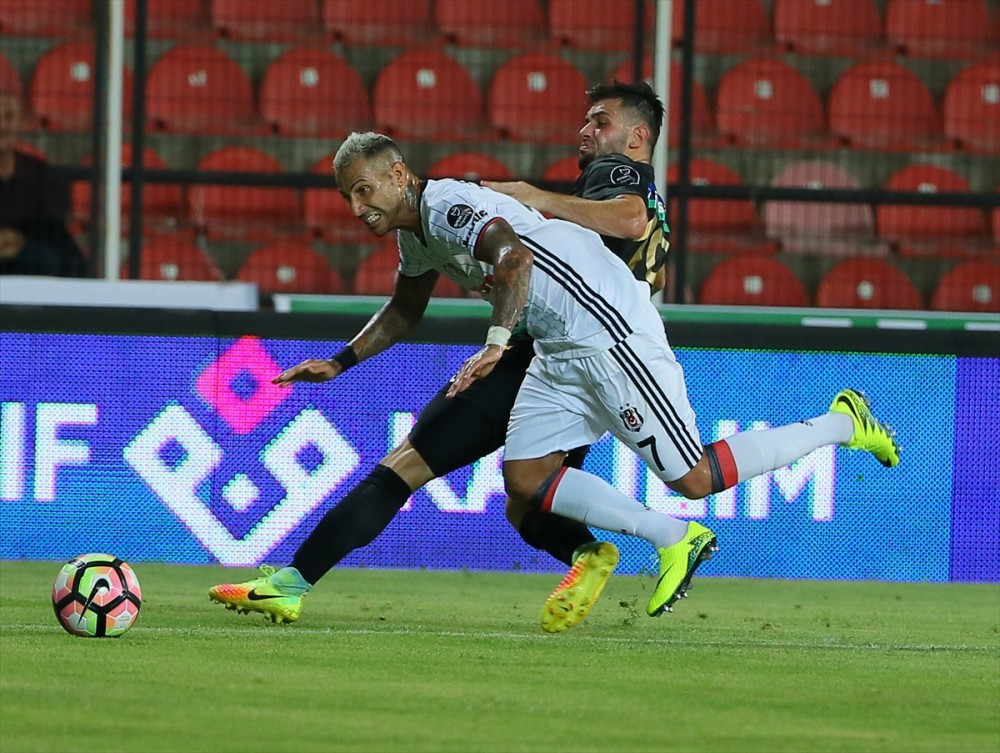 Akhisar Belediyespor - Beşiktaş