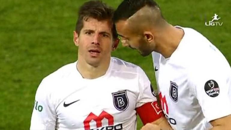 Emre Belözoğlu hem kendini hem takımı yaktı