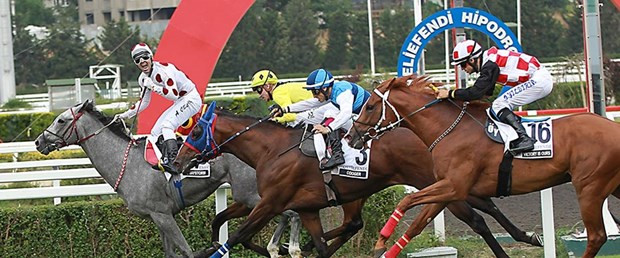 Geçen yıl Graystorm'un kazandığı Gazi Koşusu'nun bitiş anı...