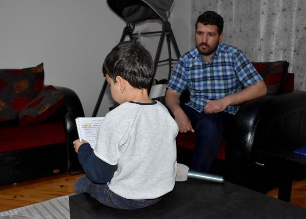 okul yonetimini inandiramadi sinifa gizli kamera yerlestirdi internet haber