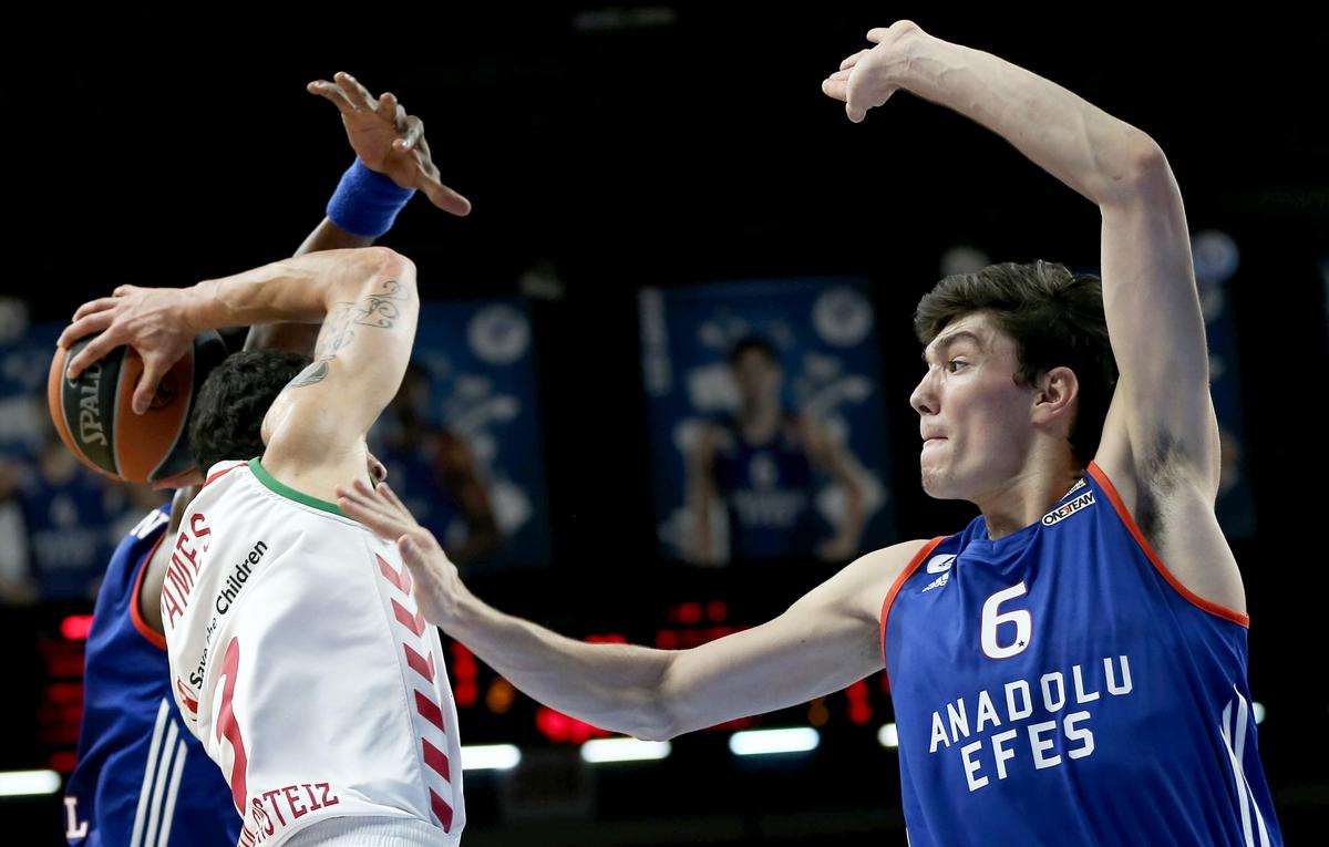 Anadolu Efes - Laboral Kutxa