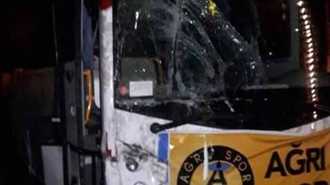 Ağrısporlu futbolcular ölümden döndü