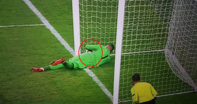 Avrupa Ligi maçında skandal karar